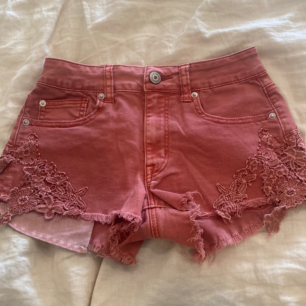 Pink lace American Eagle shorts